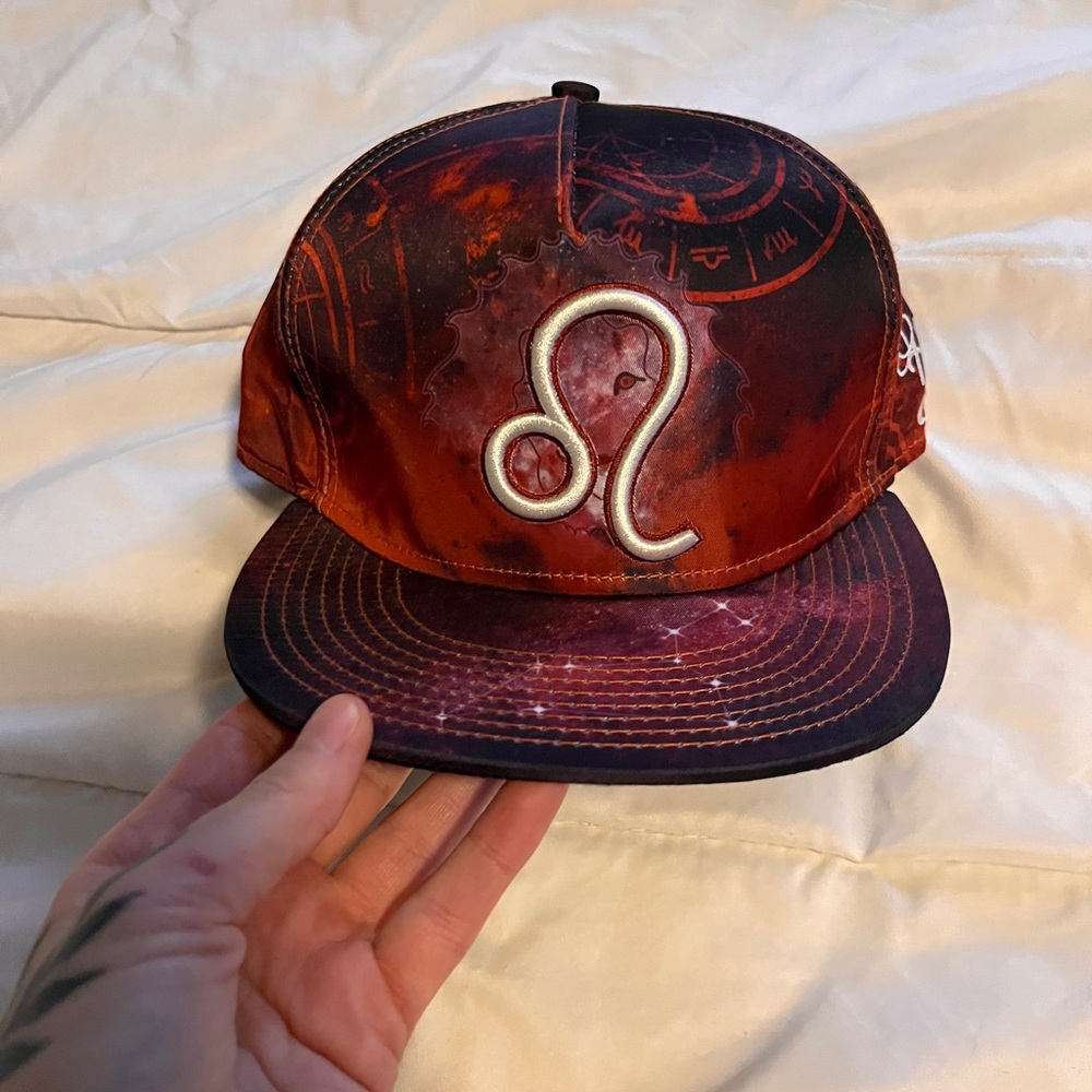 Brand new The Headspace Leo hat